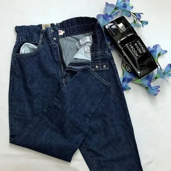 Levi's NWT High Waisted Taper Jeans Women 10/30