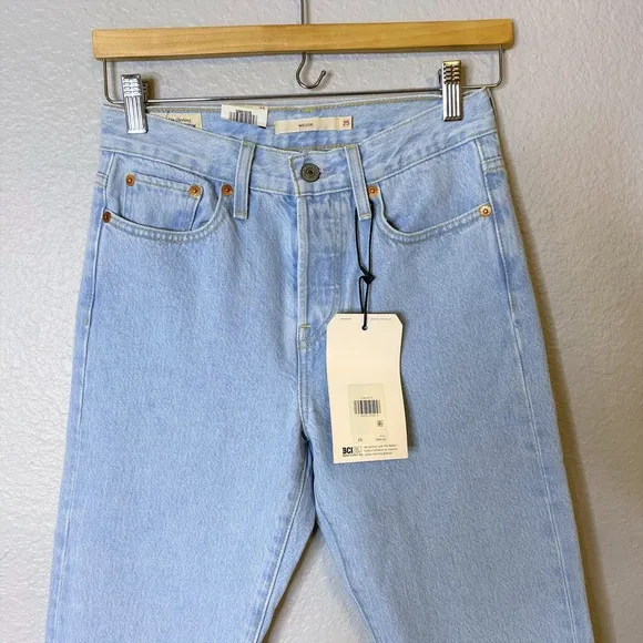 Levi's NWT Wedgie High Rise Jeans - Lost Signal