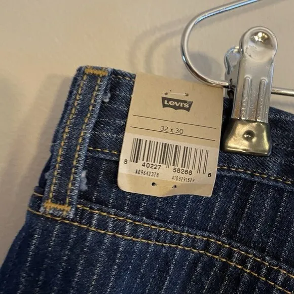 Levis Women 32 Striped Dark Wash Mid-Rise Relaxed Straight Leg Low Pro Jeans NWT