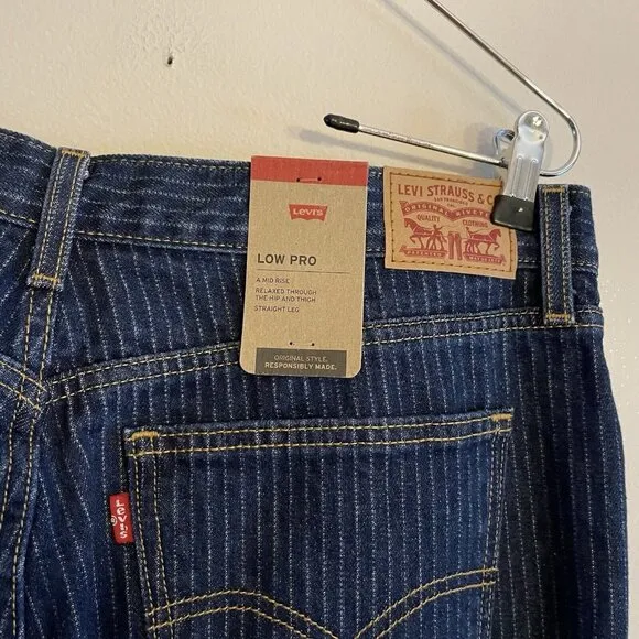 Levis Women 32 Striped Dark Wash Mid-Rise Relaxed Straight Leg Low Pro Jeans NWT