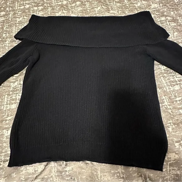 LOVERS   FRIENDS Off The Shoulder Sweater Top Sz: Large