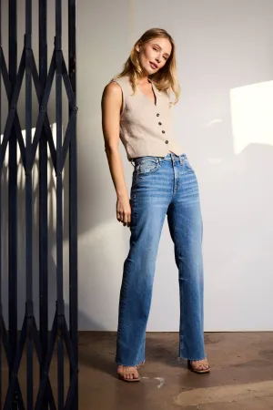 MID RISE WIDE STRAIGHT JEANS WITH SCISSOR CUT HEM