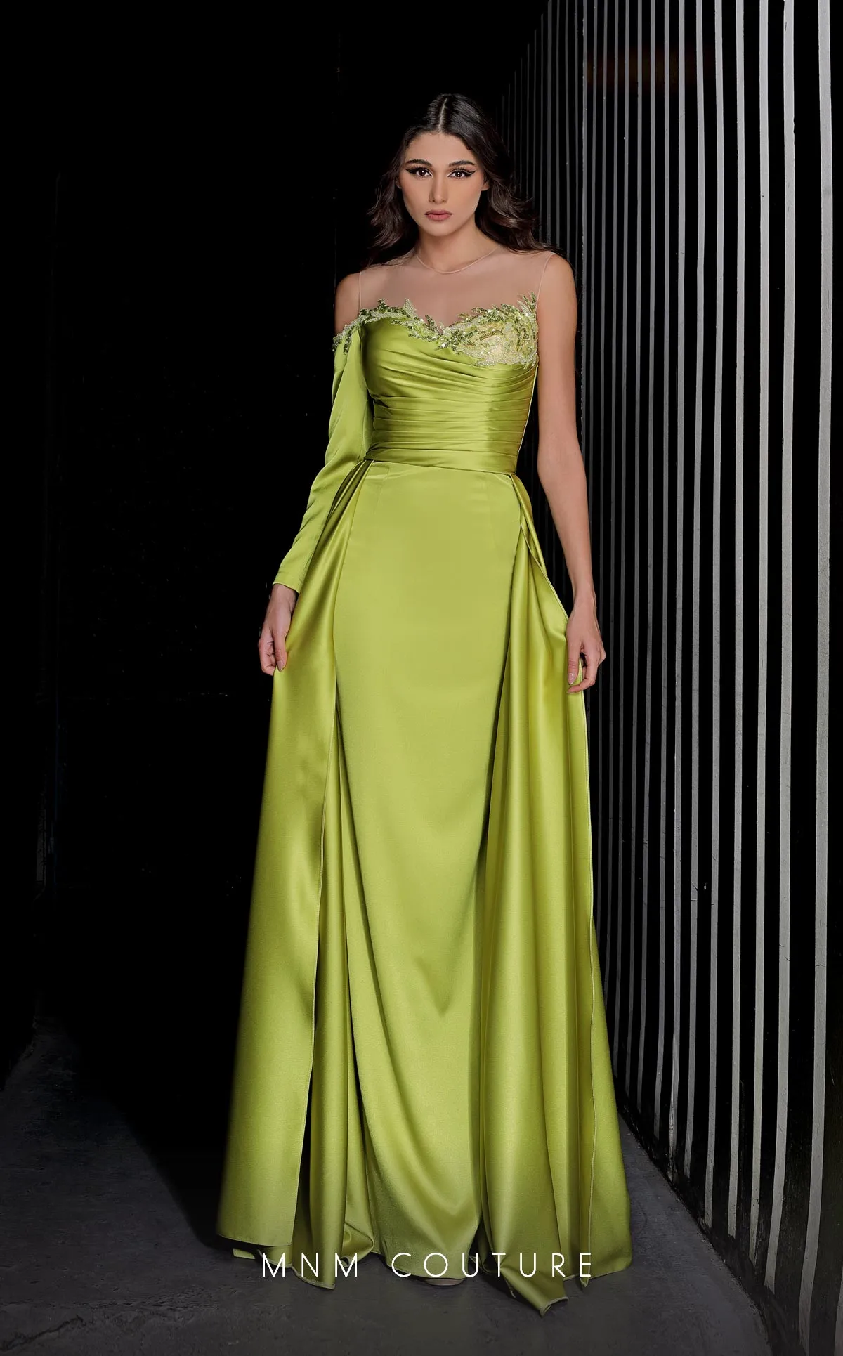 MNM Couture K3985