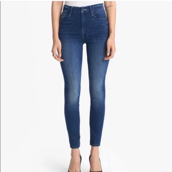 Mother high waisted looker ankle jeans in the road to paradise
