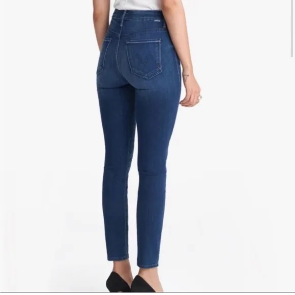 Mother high waisted looker ankle jeans in the road to paradise
