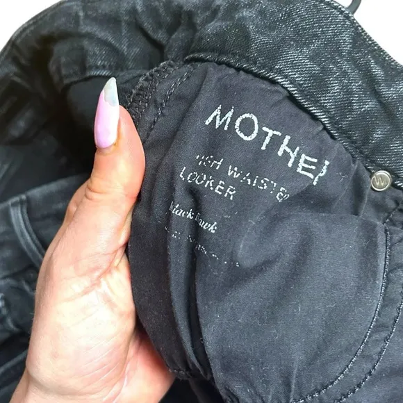 MOTHER The High Waisted Looker Jeans Black Hawk Size 24​