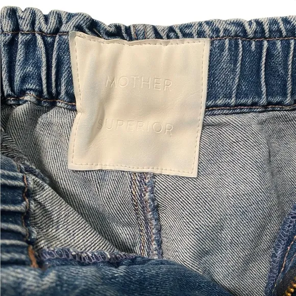 MOTHER The Springy Ankle • 15 Minutes Of Fame Straight Leg Light Wash Jeans