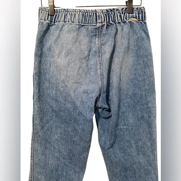 MOTHER The Springy Ankle • 15 Minutes Of Fame Straight Leg Light Wash Jeans