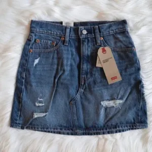 NEW Levis Deconstructed Jeans Skirt Size 25 High Rise Denim