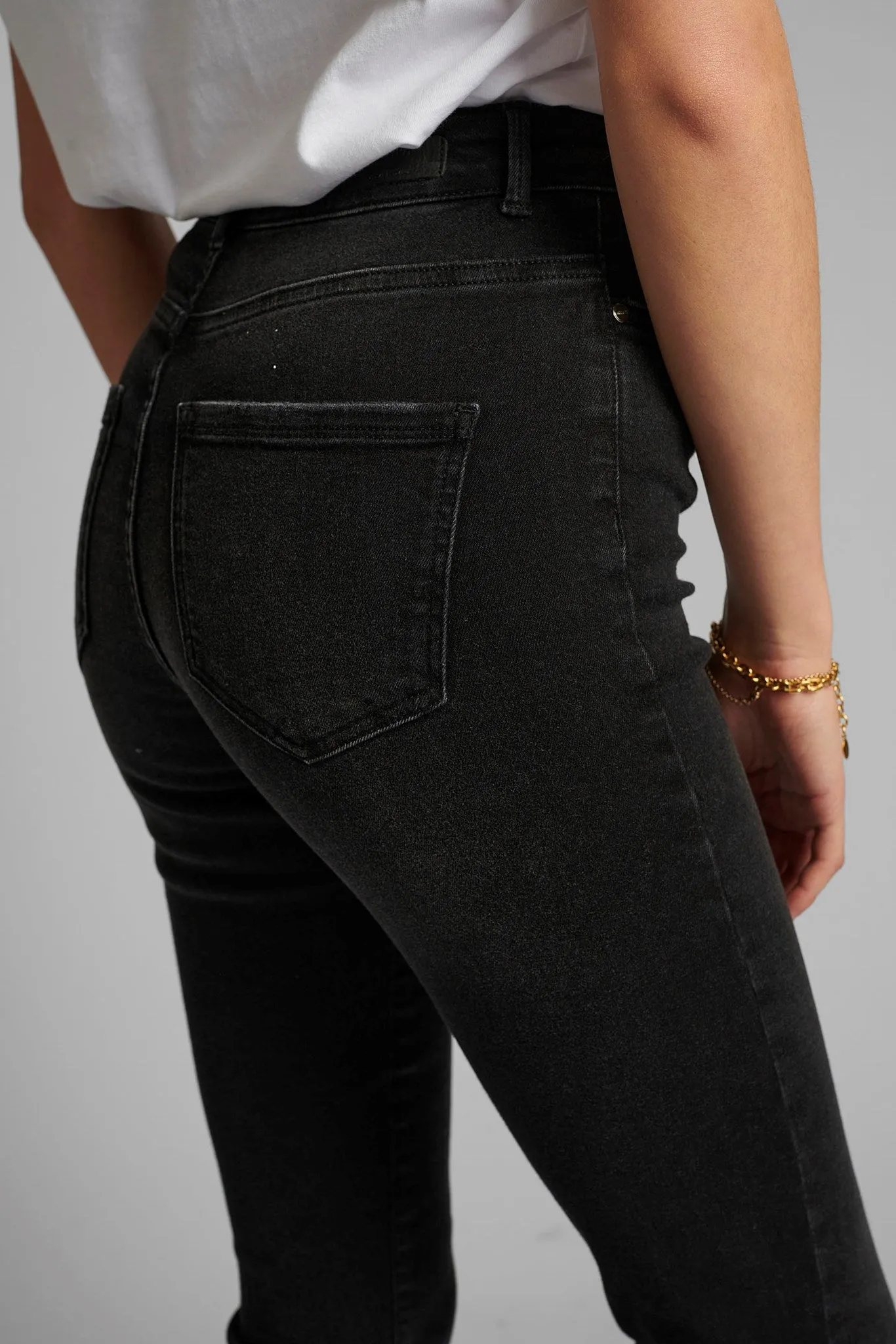 NUCANYON JEANS - Caviar