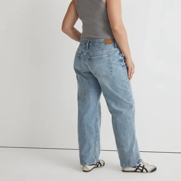 NWOT Madewell Low-Slung Straight Jeans in Olvera Wash Size 33