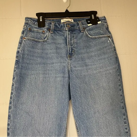 NWT Abercrombie &amp; Fitch The ‘90s Straight Mid Rise Curve Love Size 10/30 Long
