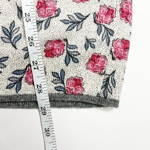 NWT Ann Taylor LOFT Floral Tipped Long Sleeve Crew Neck Sweater. Size XL