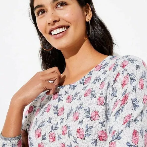 NWT Ann Taylor LOFT Floral Tipped Long Sleeve Crew Neck Sweater. Size XL