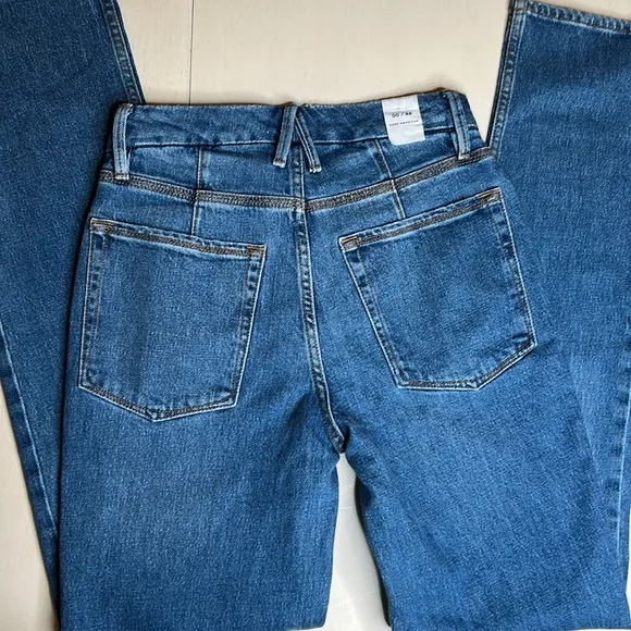 NWT - Good American Distressed Jeans - Size 00 / 24