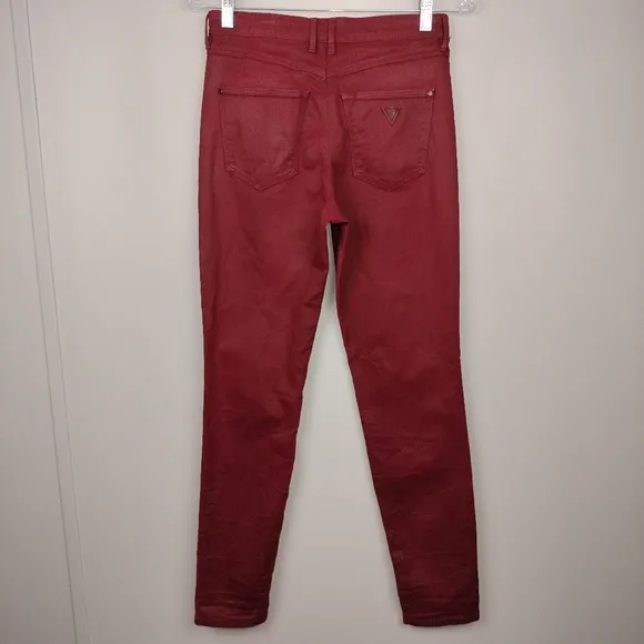 NWT GUESS 1981 Skinny High Leatherette Bordeaux in Burgundy