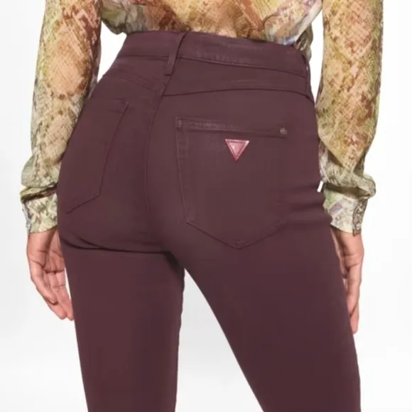NWT GUESS 1981 Skinny High Leatherette Bordeaux in Burgundy