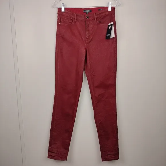 NWT GUESS 1981 Skinny High Leatherette Bordeaux in Burgundy