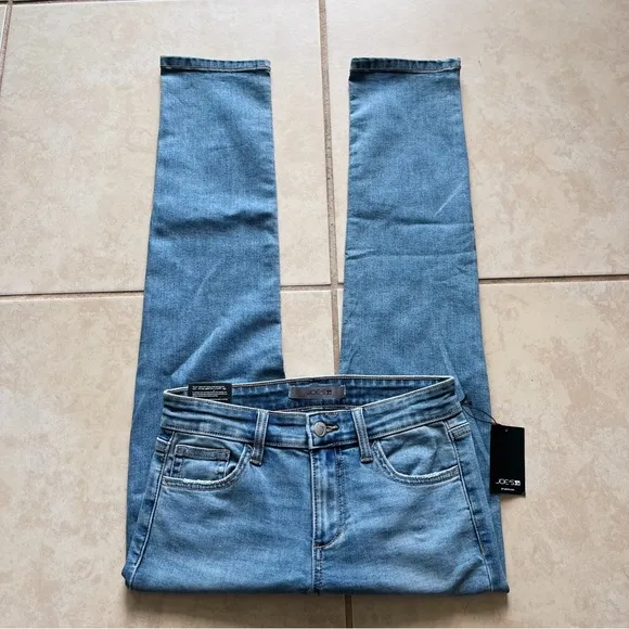 NWT Joe’s Jeans Lara Mid Rise Straight Ankle Jeans - 24