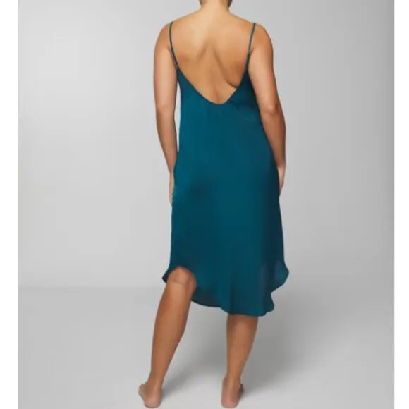 NWT Soma Crinkle Satin Midi Gown