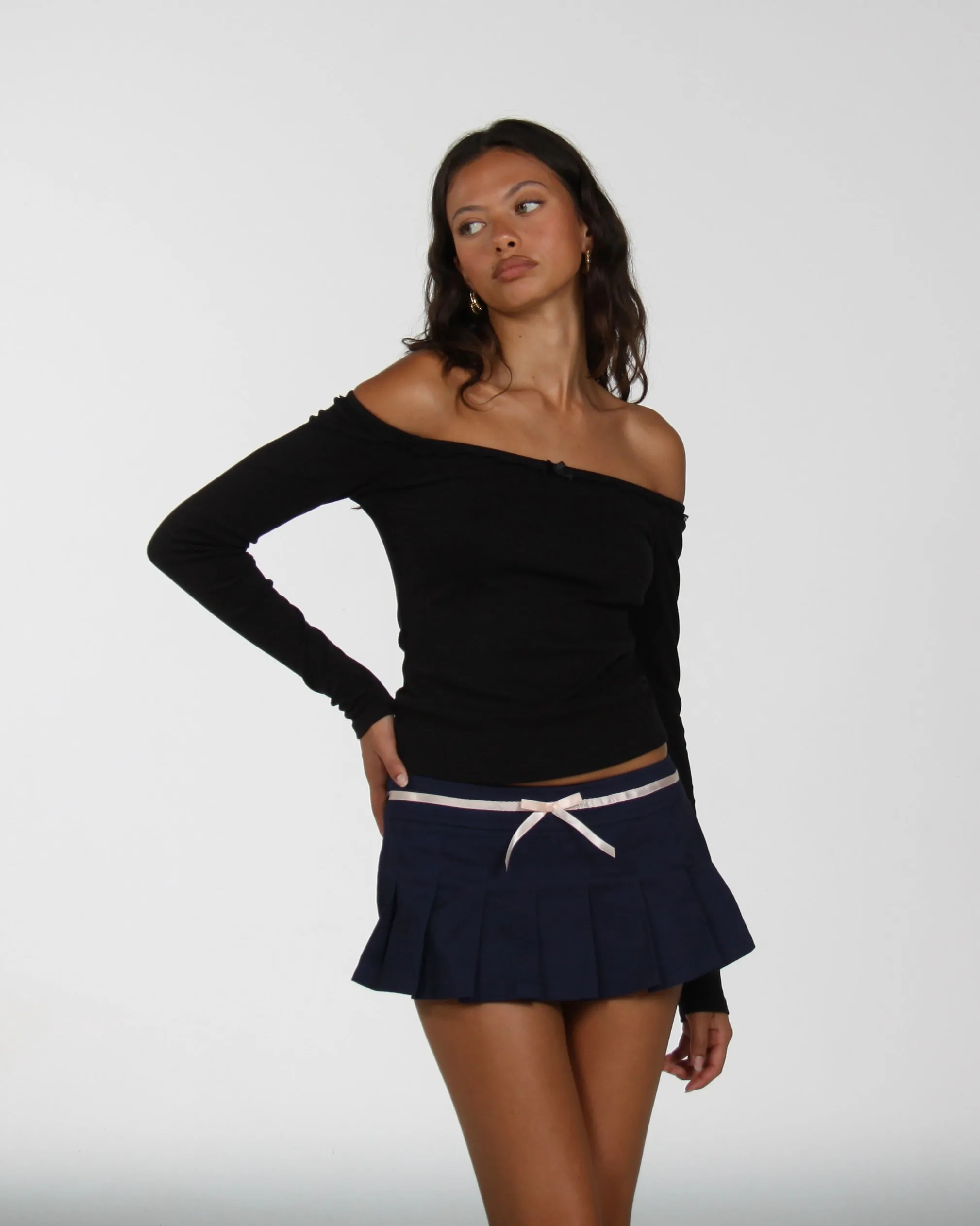 Off Shoulder Long Sleeve - Noir