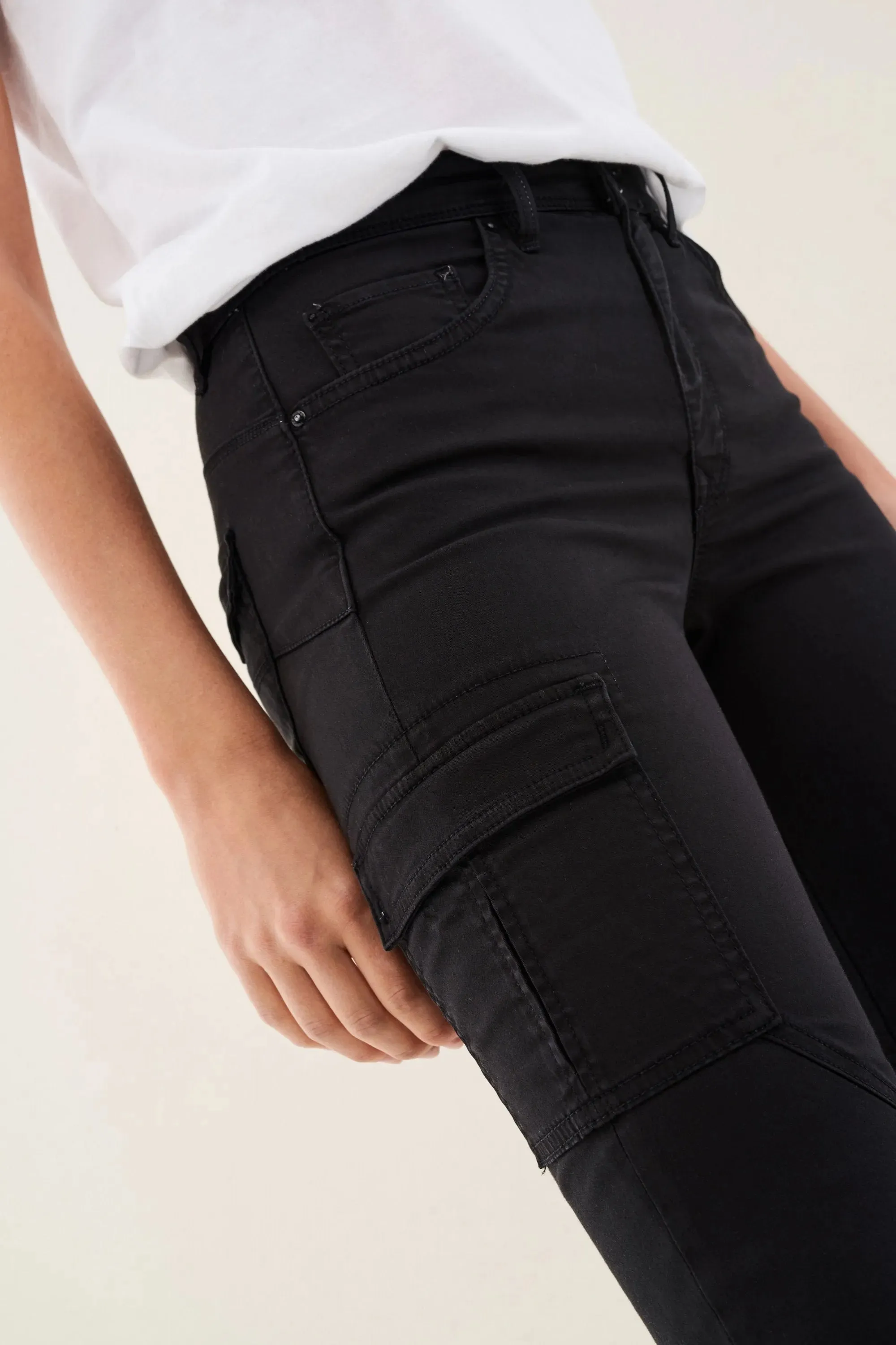 PANTALONES CARGO SECRET GLAMOUR CAPRI EN SARGA