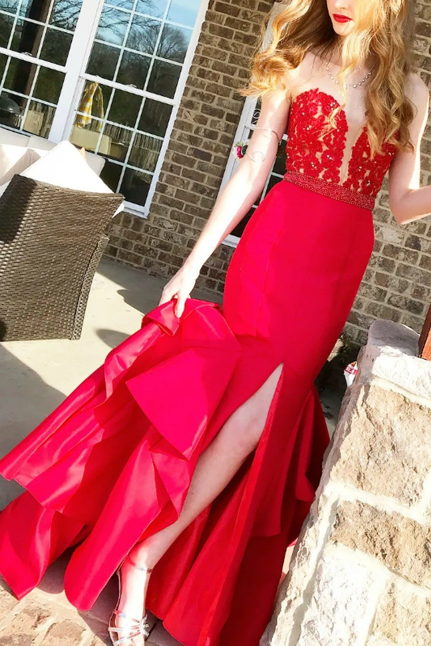 Plunging Sweetheart Lace Red Mermaid Prom Gown with Ruffled Skirt