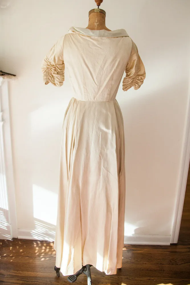Rare Vintage 1950s Lucie Ann Silk Satin Dressing Gown