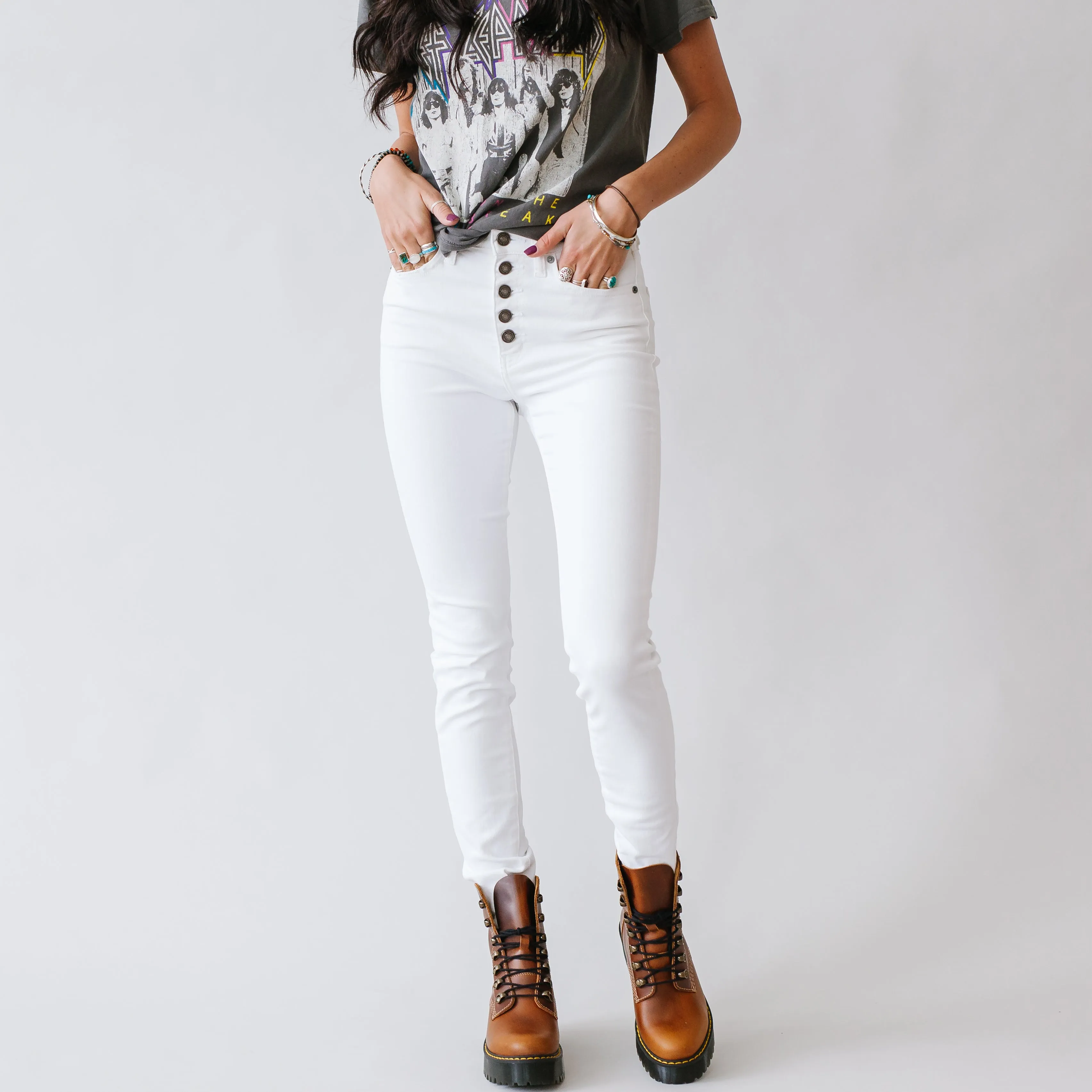 Roll It Out Kancan High Rise Button Fly Skinny in White