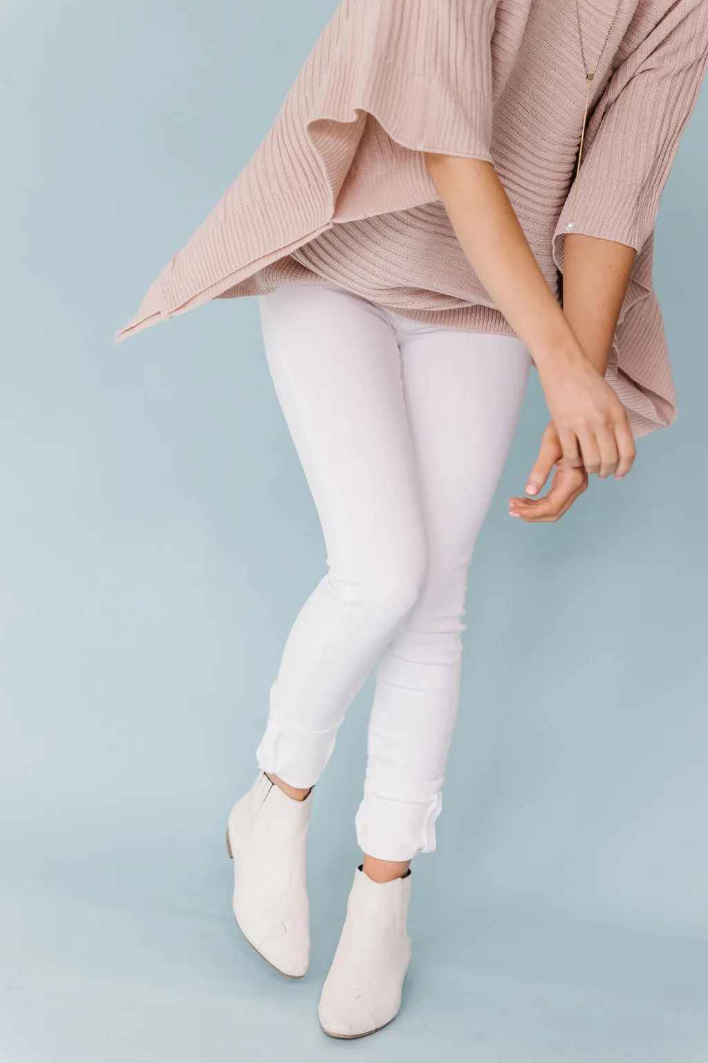 Roll It Out Kancan High Rise Button Fly Skinny in White
