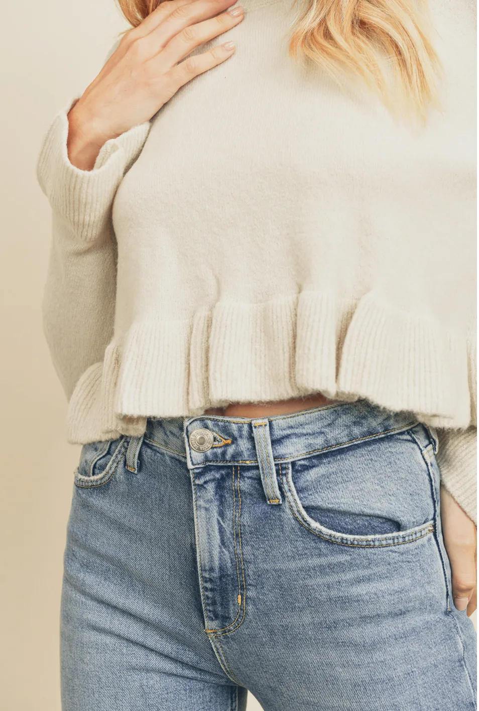 Ruffled Hem Pullover Sweater