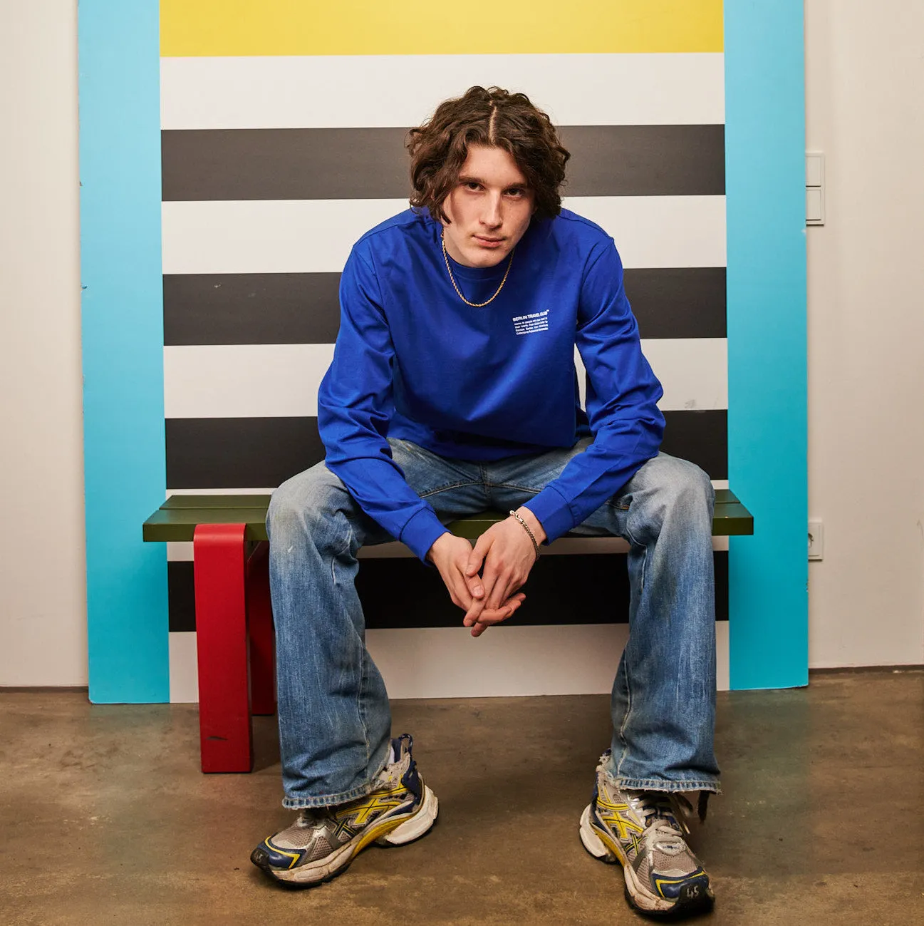 T-Shirt Long Sleeve "Berlin Travel Club Typo" - worker blue