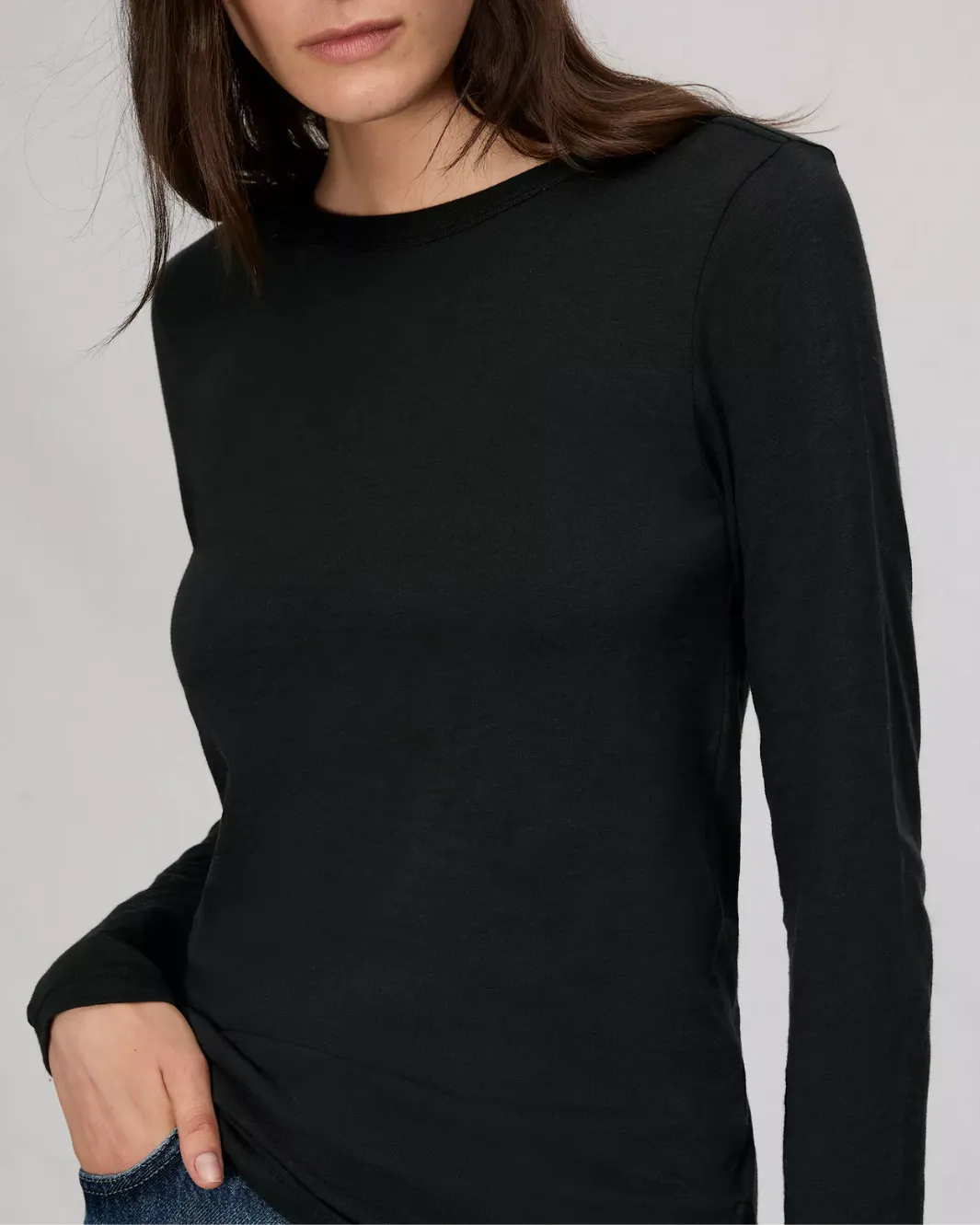 THE SLUB LONGSLEEVE IN BLACK