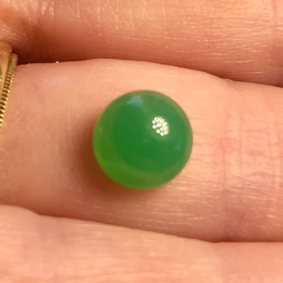 USE 1.92 ct. Marlborough Green, Australia Chrysoprase, 1.92 ct. Top Color, Exquisite, Finest Quality In Real Marlborough Mine No Longer Produces
