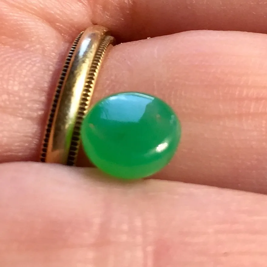 USE 1.92 ct. Marlborough Green, Australia Chrysoprase, 1.92 ct. Top Color, Exquisite, Finest Quality In Real Marlborough Mine No Longer Produces