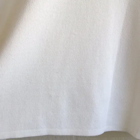 Vintage flower appliqué iridescent beaded ecru cream sweater long sleeve blouse