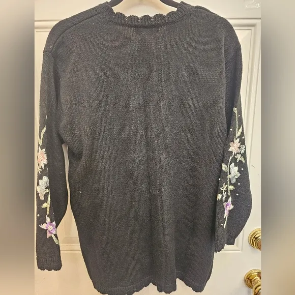 Vintage, knit, black, Victoria, embroidered, casual, sweater, 90s, 2000s, barbie