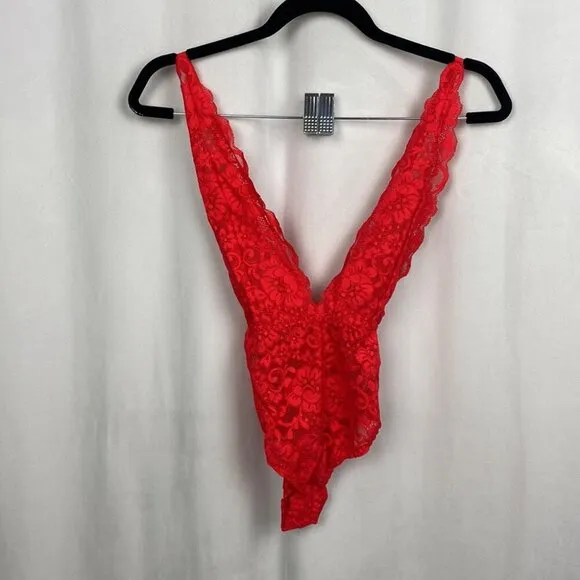 We are HAH Free People NWT Comin' In HAHT Lace Bodysuit - Siren Red - Size Small