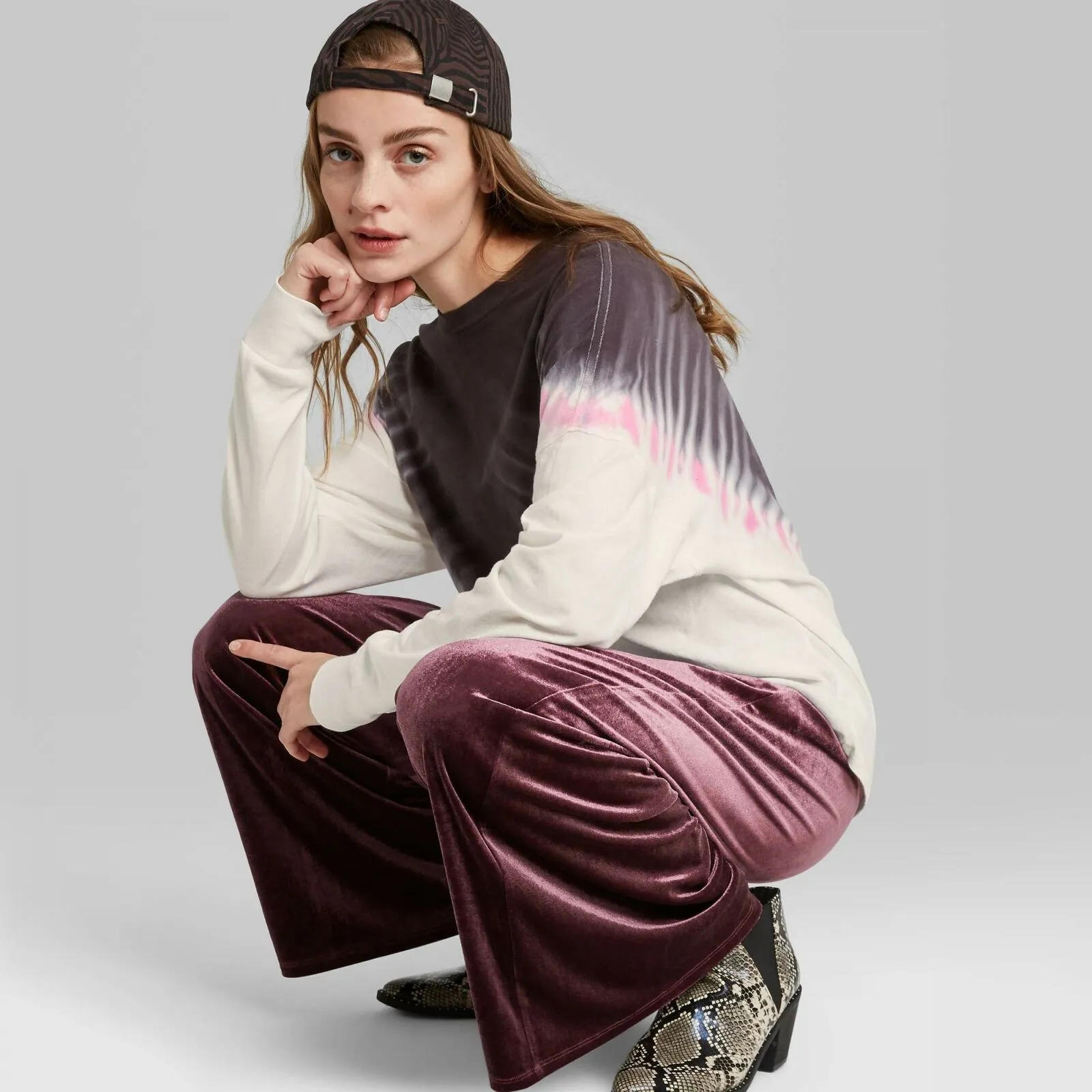 Wild Fable Women's Long Sleeve Crewneck Tie-Dye T-Shirt