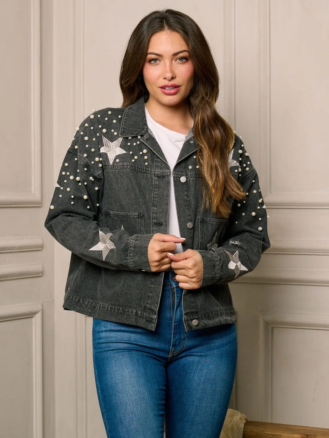 WOMEN'S LONG SLEEVE BUTTON UP PEARL & STARS DETAILED DENIM JACKET