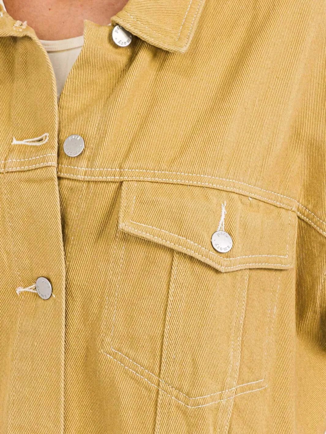 WOMEN'S LONG SLEEVE FRONT POCKET BUTTON UP DENIM JACKET