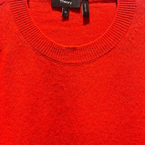Women's Theory Orange-Red,Medium Pullover Sweater,100% Cashmere