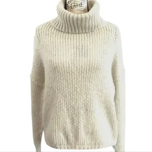 Wooden Ships Cream Turtleneck Mohair Wool Pullover Long Sleeve Sweater Sz Med/Lg