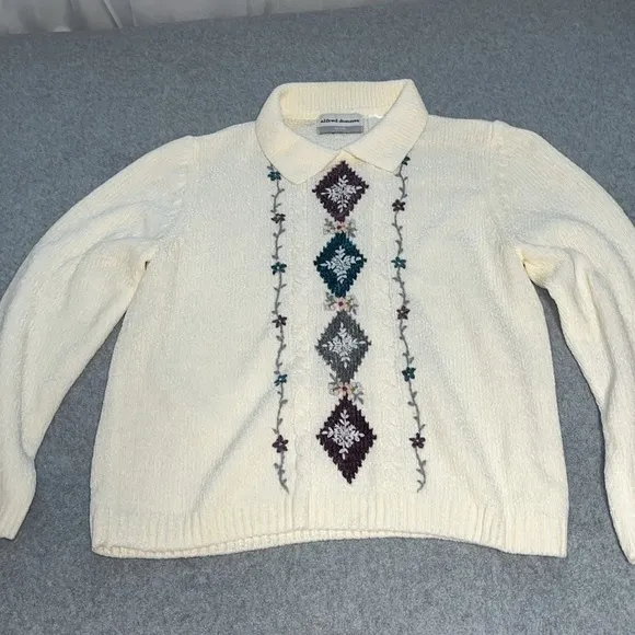 Y2K 90s Vintage Chenille Sweater Medium Petite Collar Ivory Cottage Preppy
