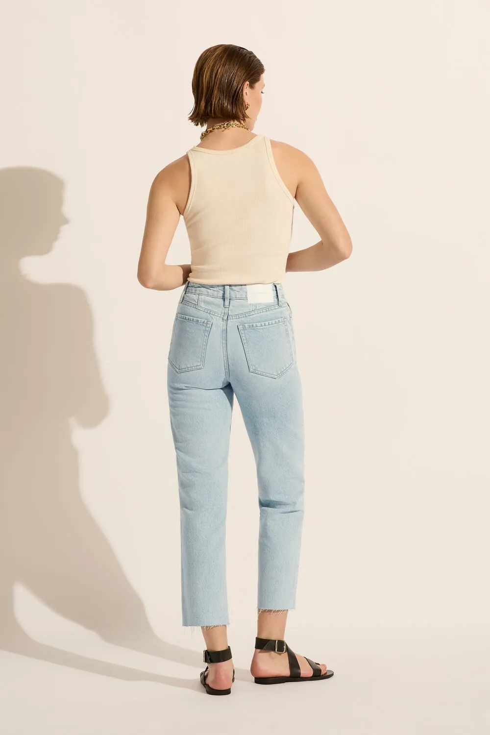 Zoe Crop High Straight Jean Basis